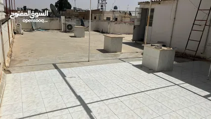 28 منزل للبيع موقع مميز و اطلاله مميزه و محدث بالكامل