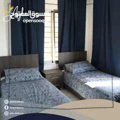  18 شاليهين اثنين  على ارض 4 دونم للبيع و غرفة للحارس  و مستودع. المشروع مفروش كامل و عمر البناء سنة