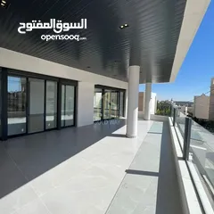  3 في أجمل مناطق طريق المطار خلف المدارس العالميه شقة أرضيه 290م بتشطيب راقي/ ref 9493
