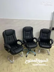 4 كراسي جلد مكتبيه مميزه وراحة لا مثيل لها مع أكبر تشكيلة مقاعد طبية واقل سعر بالمملكه