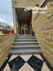  16 شقه للبيع بمكان راقي
