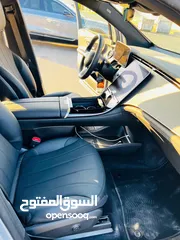  10 Mercedes benz EQE 350