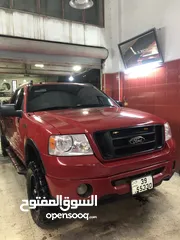  1 فورد f150 لون احمر مميز