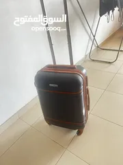  4 In cabin luggage