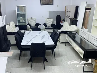  4 ,طقم طاولة سفرة مع مزنون شبه جداد