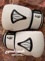  6 جلافز ملاكمة للبيع مستعمل 3 أيام شبه جديد