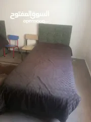  2 غرفة نوم لون بني