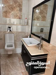  6 شقة غير مفروشة للايجار في رام الله خلف مجمع فلسطين الطبي