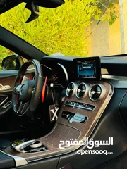  16 Mercedes C300 2019