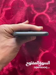  4 ايفون 11 64 قيقا