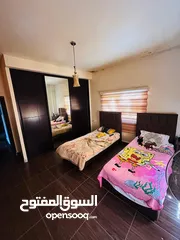  7 شقة للبيع بموقع مميز