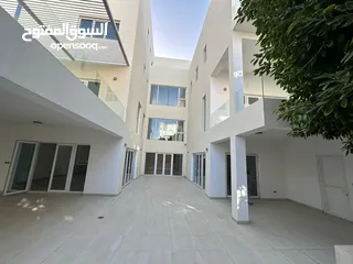  8 LUXURY PALAC IN PRIVET PALACE IN QURUMNEAR BRITCH SCHOOL