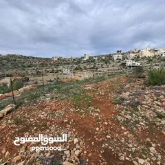  1 ارض للبيع وسط عطاره بجانب المدرسه والبلديه سعر حرق