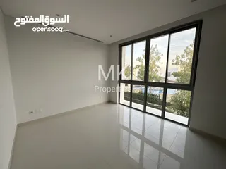  7 منزل عائلي فسيح للبيع 3 غرف نوم/ موقع ممتاز/تملک حر / اقامهٔ مدي الحیاة