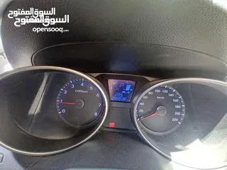  4 هونداي توسان2011
