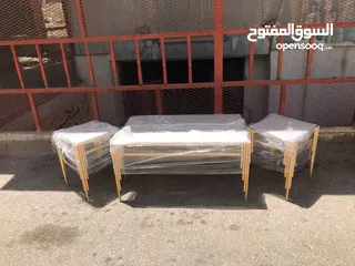  8 طقم طاولات وسط عدد 3 _ 5 ويوجد خدمة توصيل