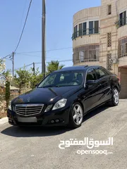  1 مرسيدس E200 للبيع