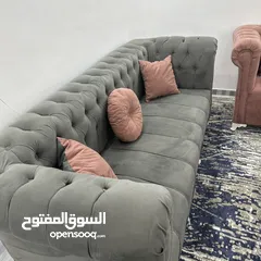  3 طقم كنب تفصيل ثقيل 8 مقاعد خشب سويد بحالة ممتازة