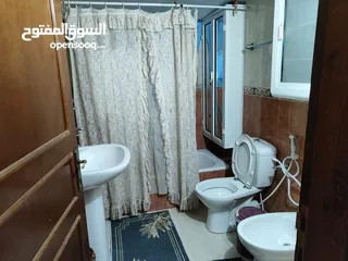  7 شقه مفروشه للايجار في بطن الهوى 2200 شيقل