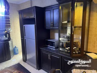  12 شقه للبيع الجبيهه شبه ارضي  حي ام زويتينه تشطيب سوبر ديلوكس البيع بداعي السفر