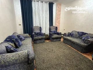  3 كنب 7مقاعد مستعمل الحاله جيد