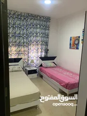  5 شقه فاخر للبيع بداعي سفر داخلي 115 + ترس خارجي 30 متر