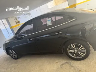  2 سيارة بحالة الوكالة