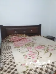  4 تخت مجوز للبيع