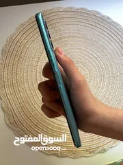  6 لابتوب وتلفون للبيع