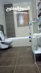  3 شقه مفروشه للايجار في البيره فرب البنك الإسلامي العربي ومطعم سامر