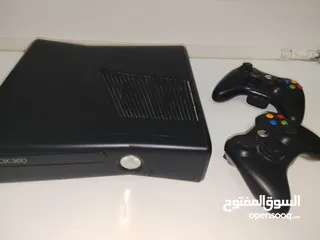  4 أكس بوكس 360 سليم مع ايدتين مهكر 100 لعبة مجدد بسعر غير عن السوق فقط 550 شيكل في مجال بالسعر