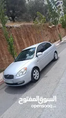  1 سيارة اقتصادية وبحالة ممتازة
