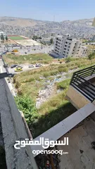  3 نمرة ارض مقابل الاكاديمية في رفيديا موقع مميز