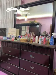  1 غرفة نوم خشب مستعملة بحالة جيدة للبيع