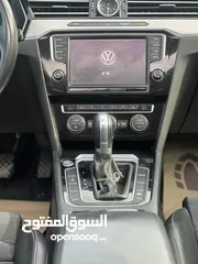  14 باسات B8.    VW