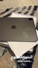  1 IPad pro 11 inch 512 gb wifi cellular for sale