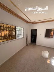  4 غرفة ومنافعها للإيجار