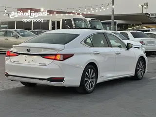  5 لكزس 2021 خليجي لون ابيض لون داجل جملي فتحه بصمه مثبت تحكم رنكات شاشي كامرا ستاره بصمه رقم واحد