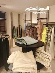  3 اثاث ديكور محل ملابس استاندات تركي للبيع