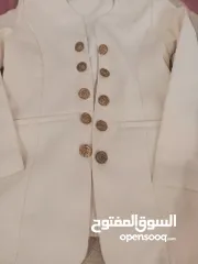  3 ملابس للبيع