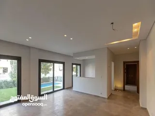  21 دوبلكس للبيع في تريو جاردنز التجمع الخامس فوري 260م بجاردن متشطب سمارت بالجولدن سكوير Trio Gardens.