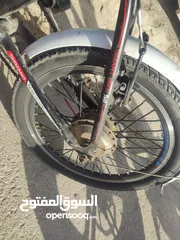  3 بسكليت نار