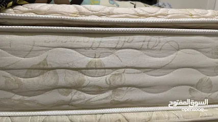  3 Spring Matress 8inch thich with in built extra mat on it,used one year