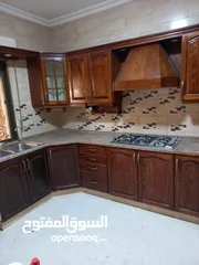  25 للبيع: شقة أرضية مميزة مع حديقة ومدخل خاص 3 غرف نوم 1 ماستر، كراج خاص، طبربور موقع سكني مميز وهادئ..