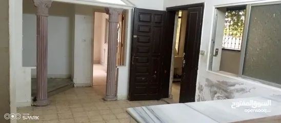  8 شقه طابق اول لإيجار