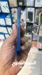  3 iPhone 12 64 GB  البطاريات من 88-93 مكفول اسبوعين