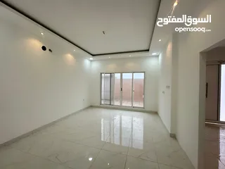  5 للإيجار فيلا في جو (راس حيان)  Villa for rent in Ras Hayyan