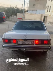  3 مرسيدس لف 200 موديل 1981