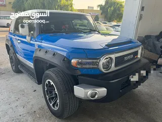  2 Toyota FJ Cruiser