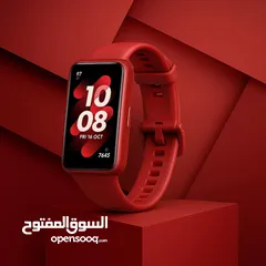  1 ساعة هواوي باند 7 استعمال ممتاز مع ثلاث غرابات مميزة .